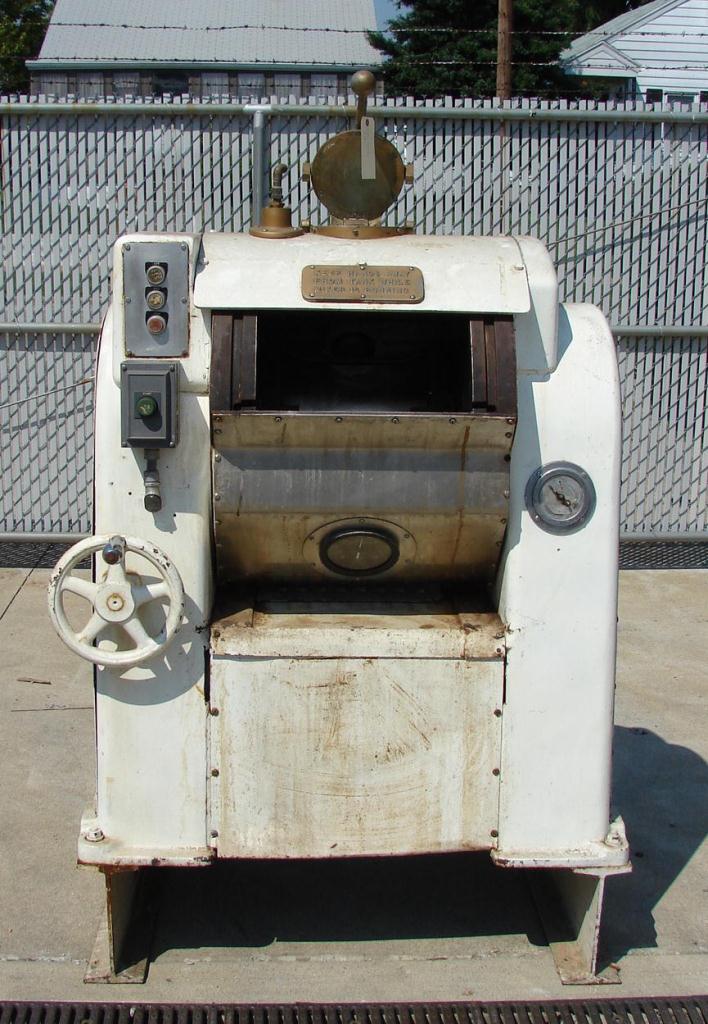 Mixer and Blender 1.5 cu.ft. capacity JH Day roller bar mixer 2 roller bars, low pressure jacket