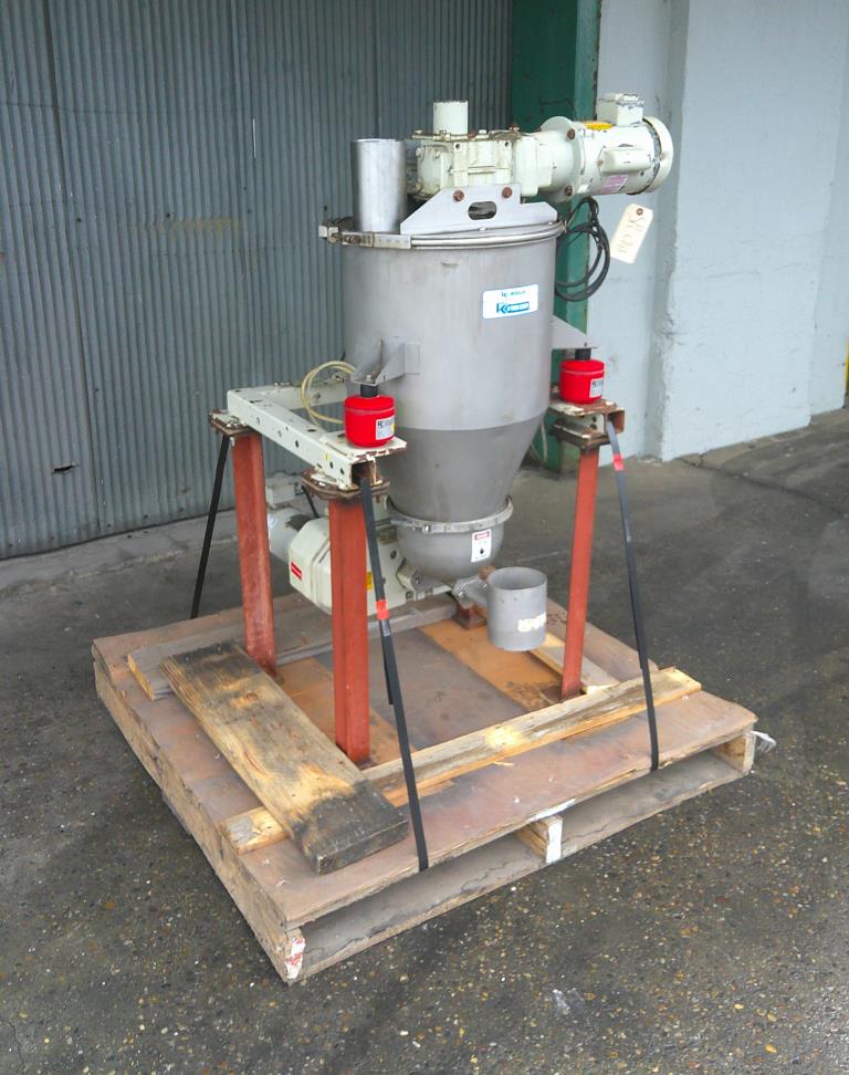 Feeder 2 K-Tron Soder screw feeder 32 x 32 x 50, Stainless Steel Contact Parts