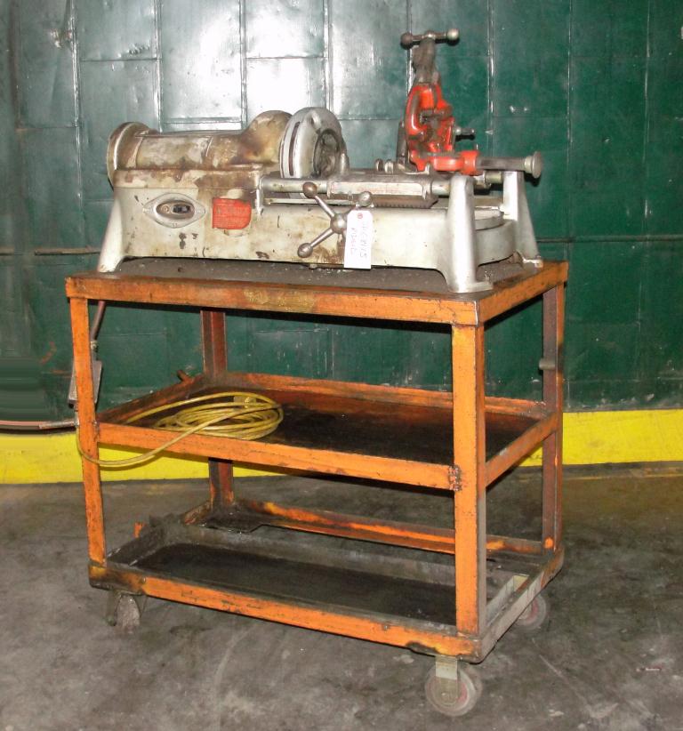 Machine Tool RIDGID model 801, 1/2-3/4 capacity, automatic chucking