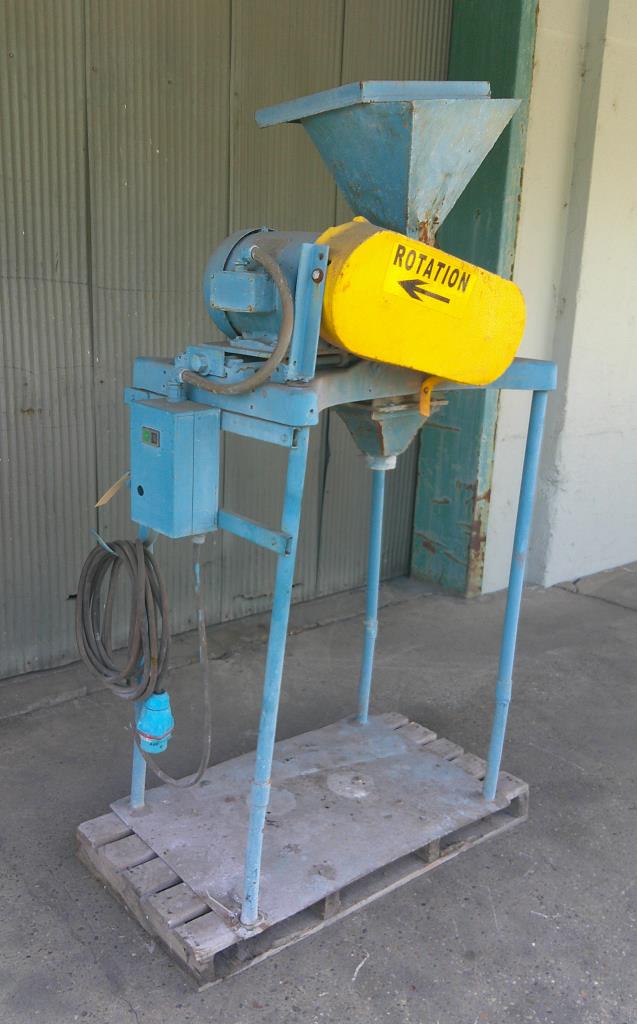 Mill Fitzpatrick Fitzmill, Stainless Steel, 2 hp, chute type feed