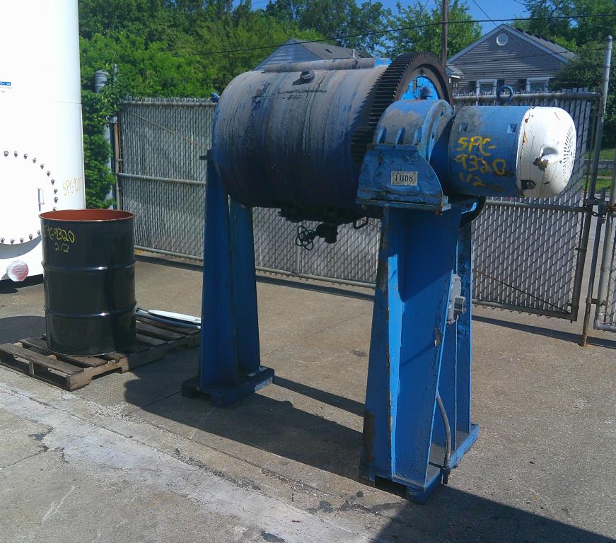 Mill 27 OD x 37 long ball mill 5 hp, CS