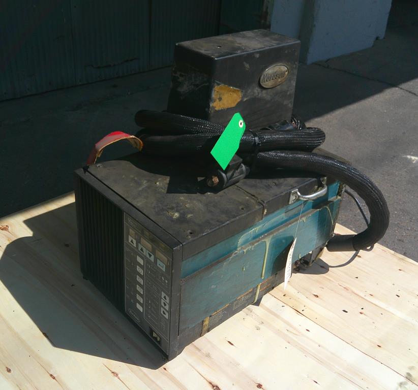 Hot Melt Dispenser Nordson hot melt glue dispenser model 3400V-1EAV2D